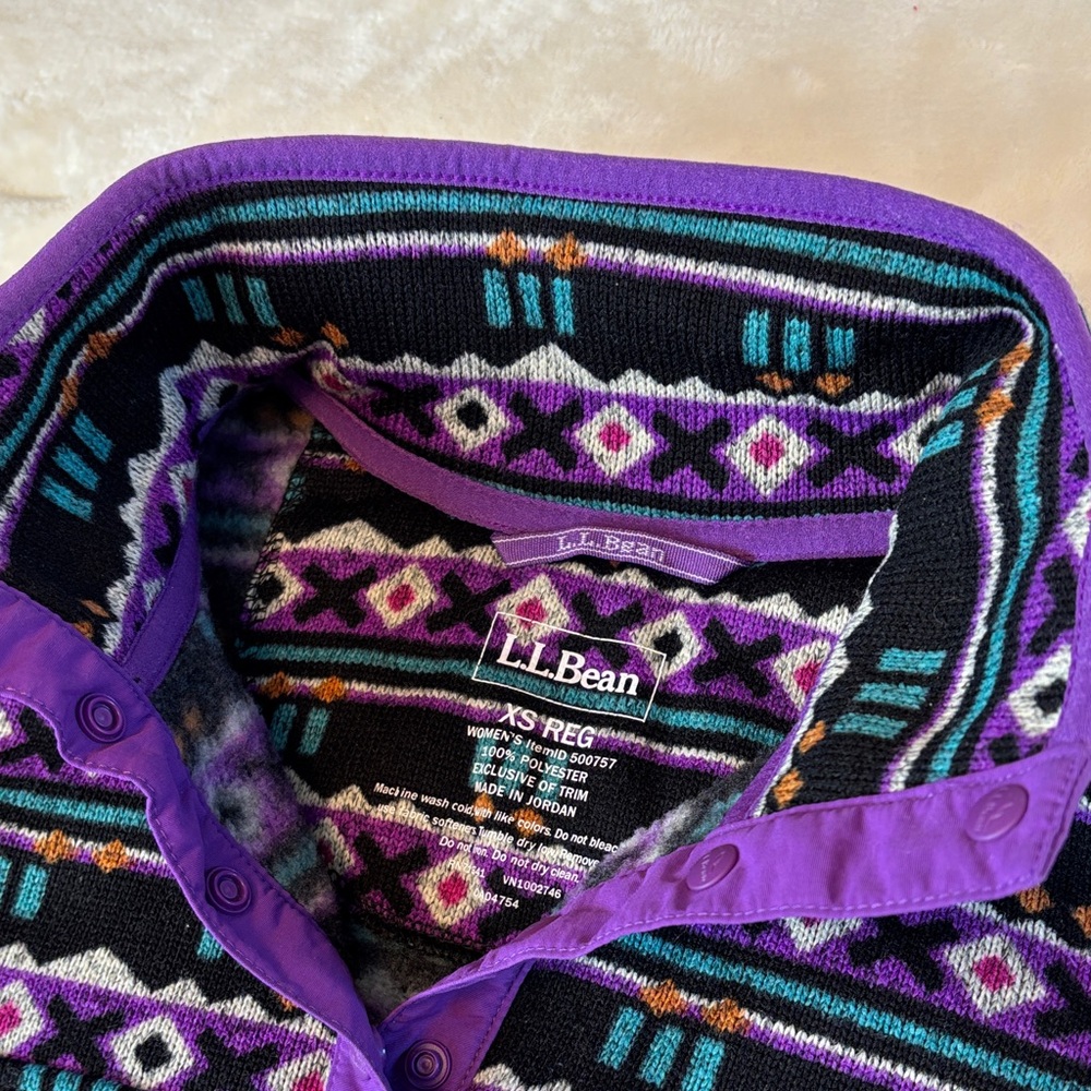 Women's L.L. BEAN Classic Collection Aztec Purple Pullover Sweater Fleece - XS - Picture 5 of 6